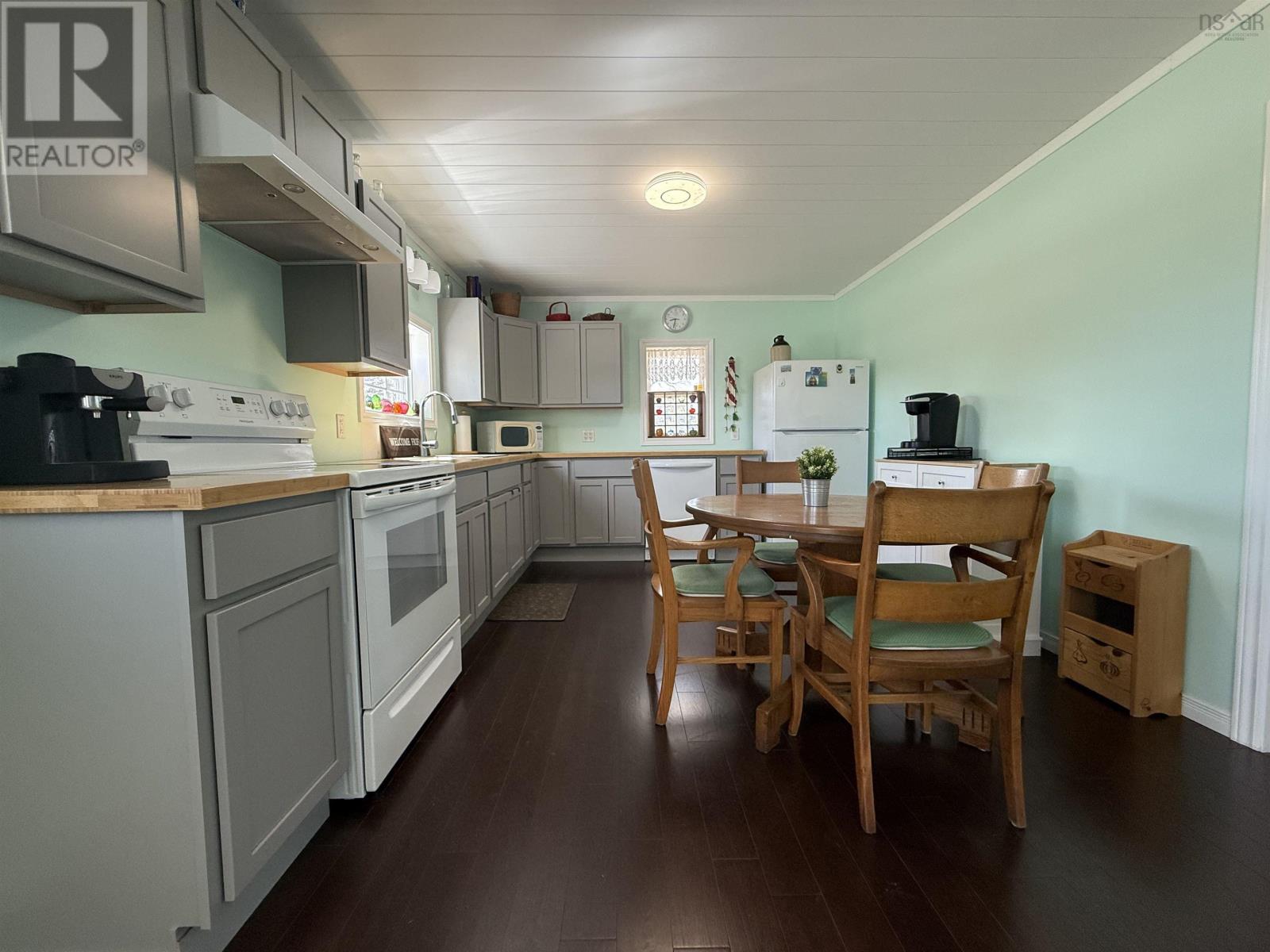 3524 Eastern Avenue, Parrsboro, Nova Scotia  B0M 1S0 - Photo 10 - 202506409