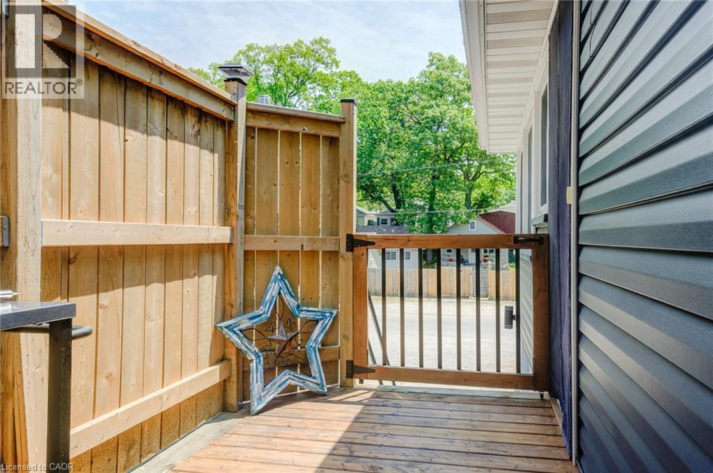 Photo 22 of 34 for 3 Elmwood Avenue