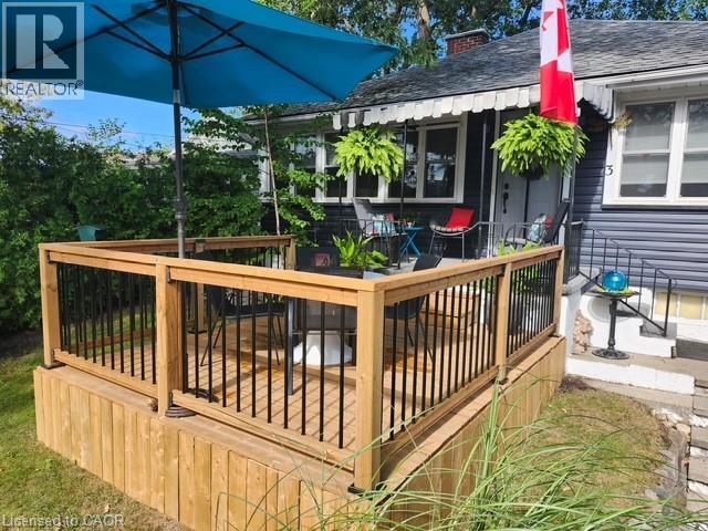 Photo 3 of 34 for 3 Elmwood Avenue