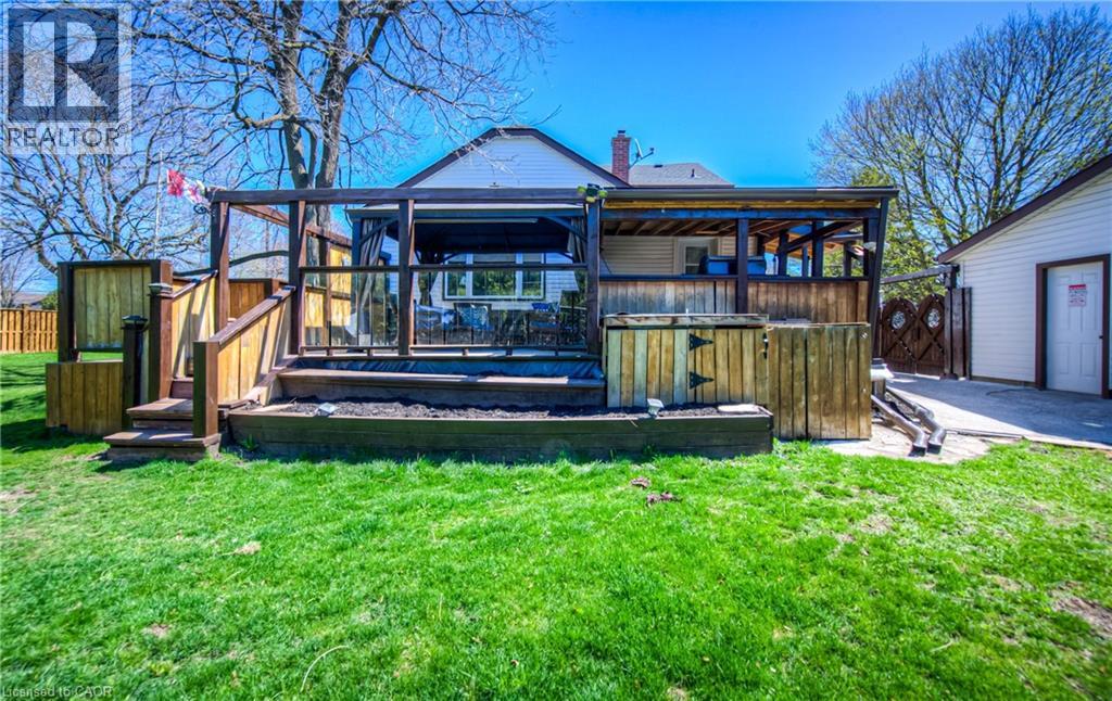 150 Woolwich Street S, Breslau, Ontario  N0B 1M0 - Photo 13 - 40767735