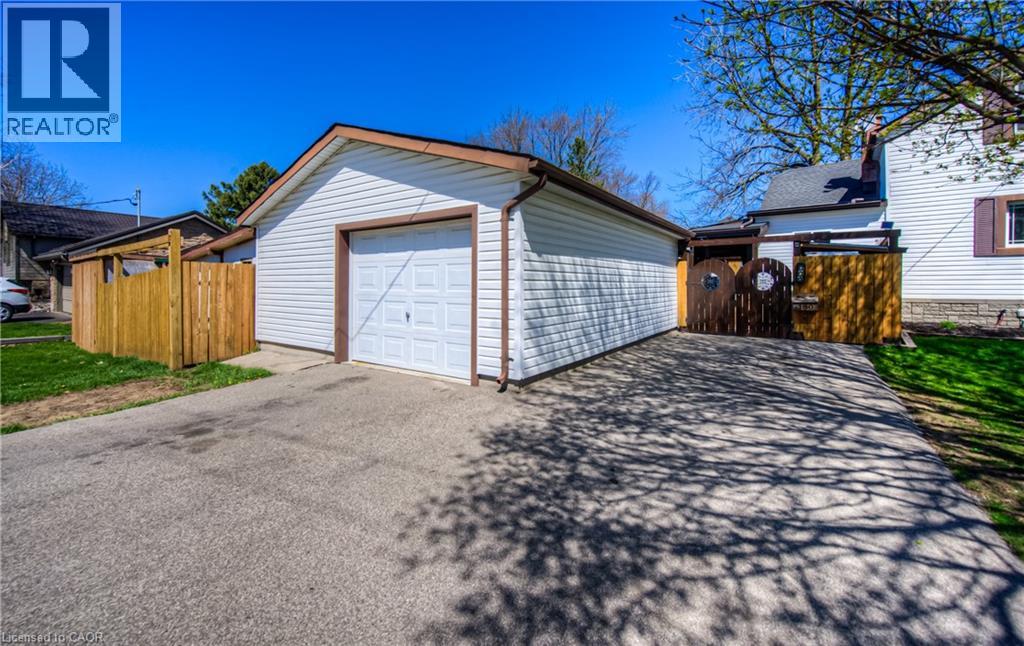 150 Woolwich Street S, Breslau, Ontario  N0B 1M0 - Photo 4 - 40767735