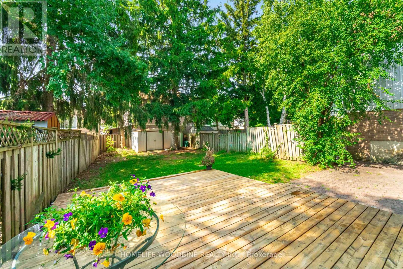 22 Highview Trail, Brampton, Ontario  L6S 1P5 - Photo 42 - W12393832