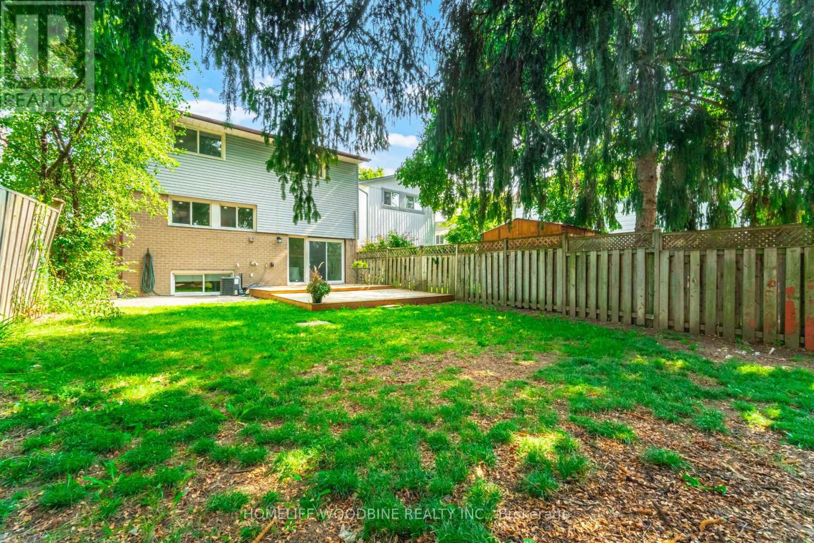 22 Highview Trail, Brampton, Ontario  L6S 1P5 - Photo 44 - W12393832