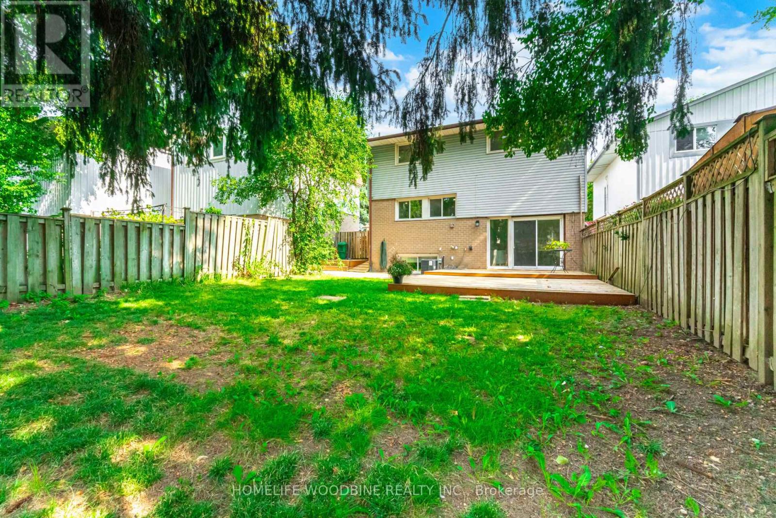 22 Highview Trail, Brampton, Ontario  L6S 1P5 - Photo 45 - W12393832