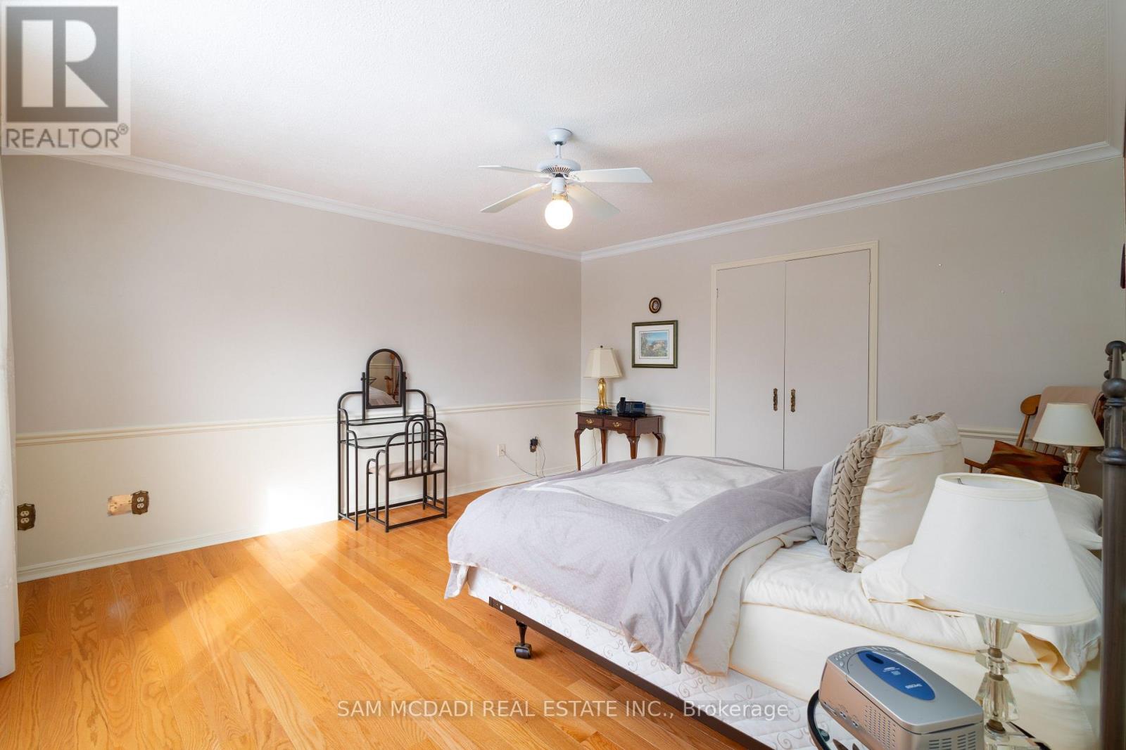 2529 Claymore Crescent, Mississauga (Erindale), Ontario  L5C 3A2 - Photo 20 - W12393866