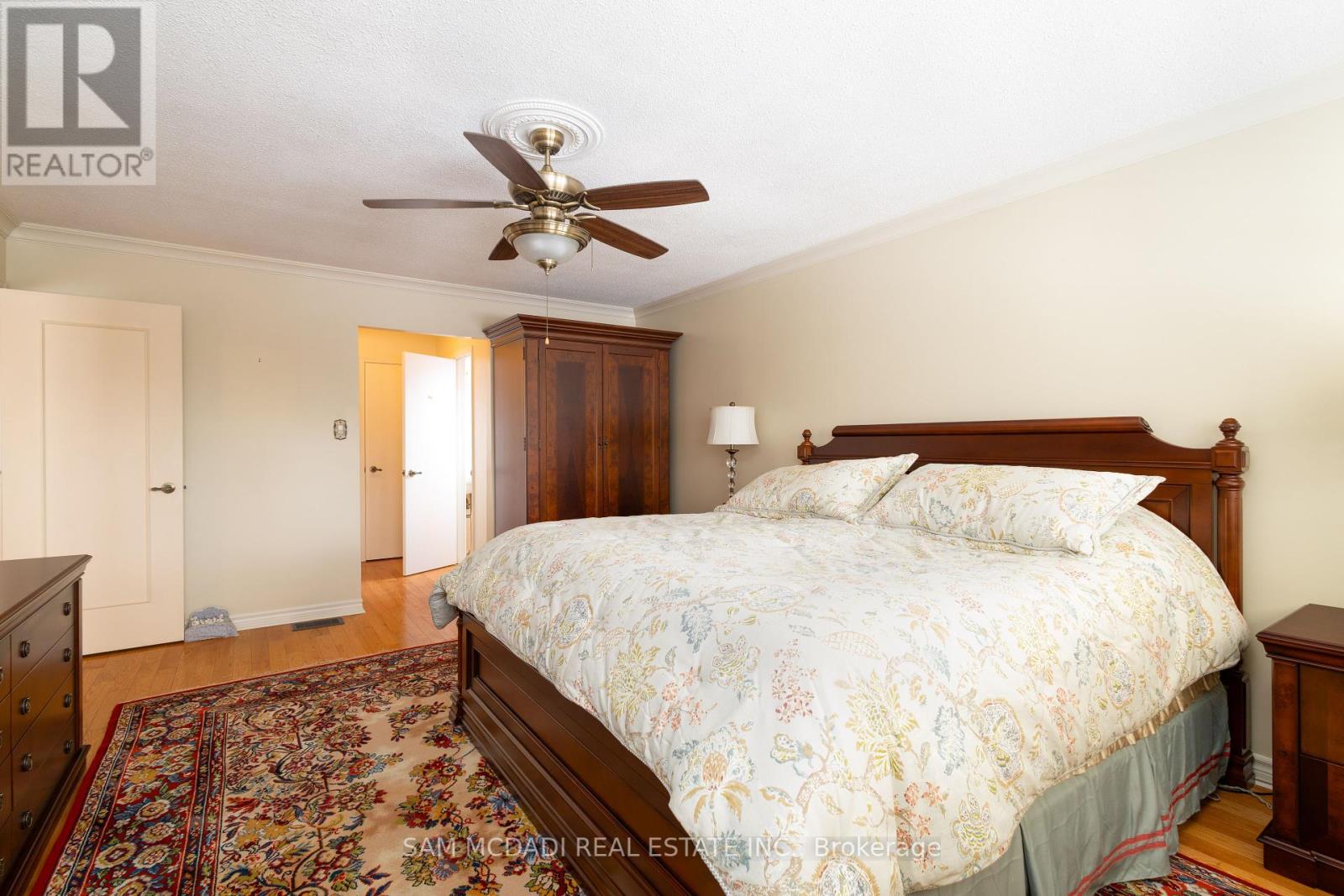 2529 Claymore Crescent, Mississauga (Erindale), Ontario  L5C 3A2 - Photo 23 - W12393866