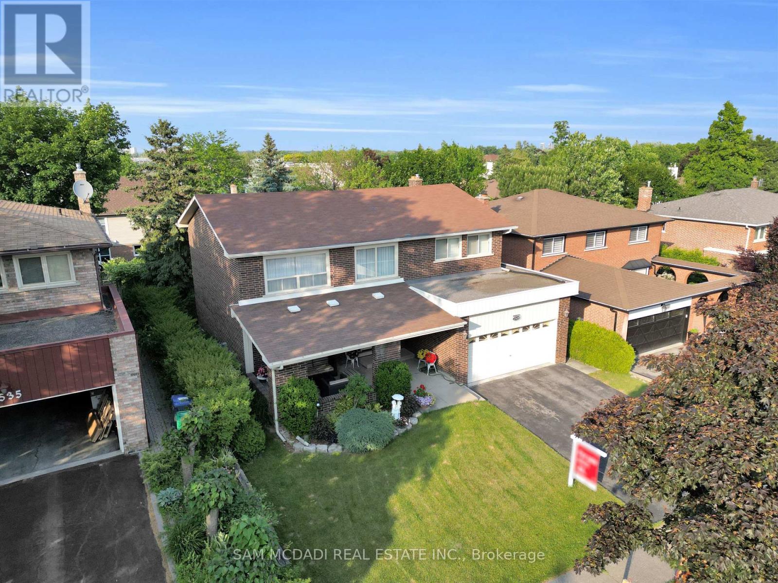 2529 Claymore Crescent, Mississauga (Erindale), Ontario  L5C 3A2 - Photo 40 - W12393866