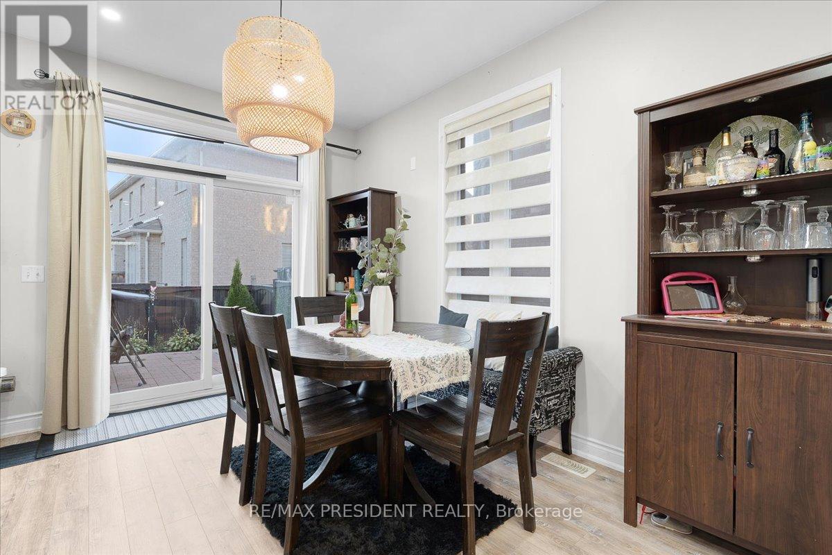 56 Natronia Trail, Brampton (Bram East), Ontario  L6P 3N8 - Photo 11 - W12393879