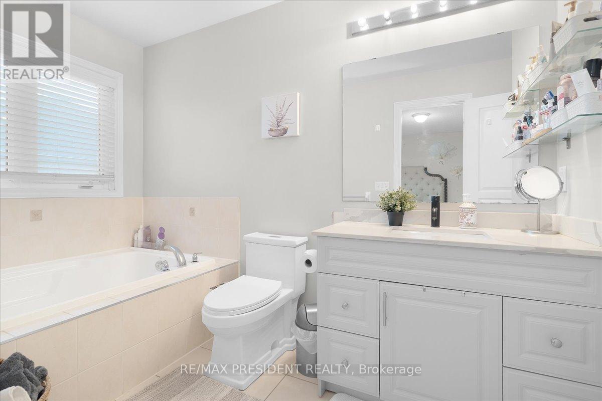 56 Natronia Trail, Brampton (Bram East), Ontario  L6P 3N8 - Photo 21 - W12393879