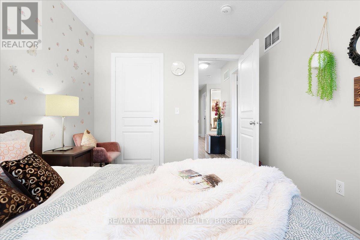 56 Natronia Trail, Brampton (Bram East), Ontario  L6P 3N8 - Photo 28 - W12393879