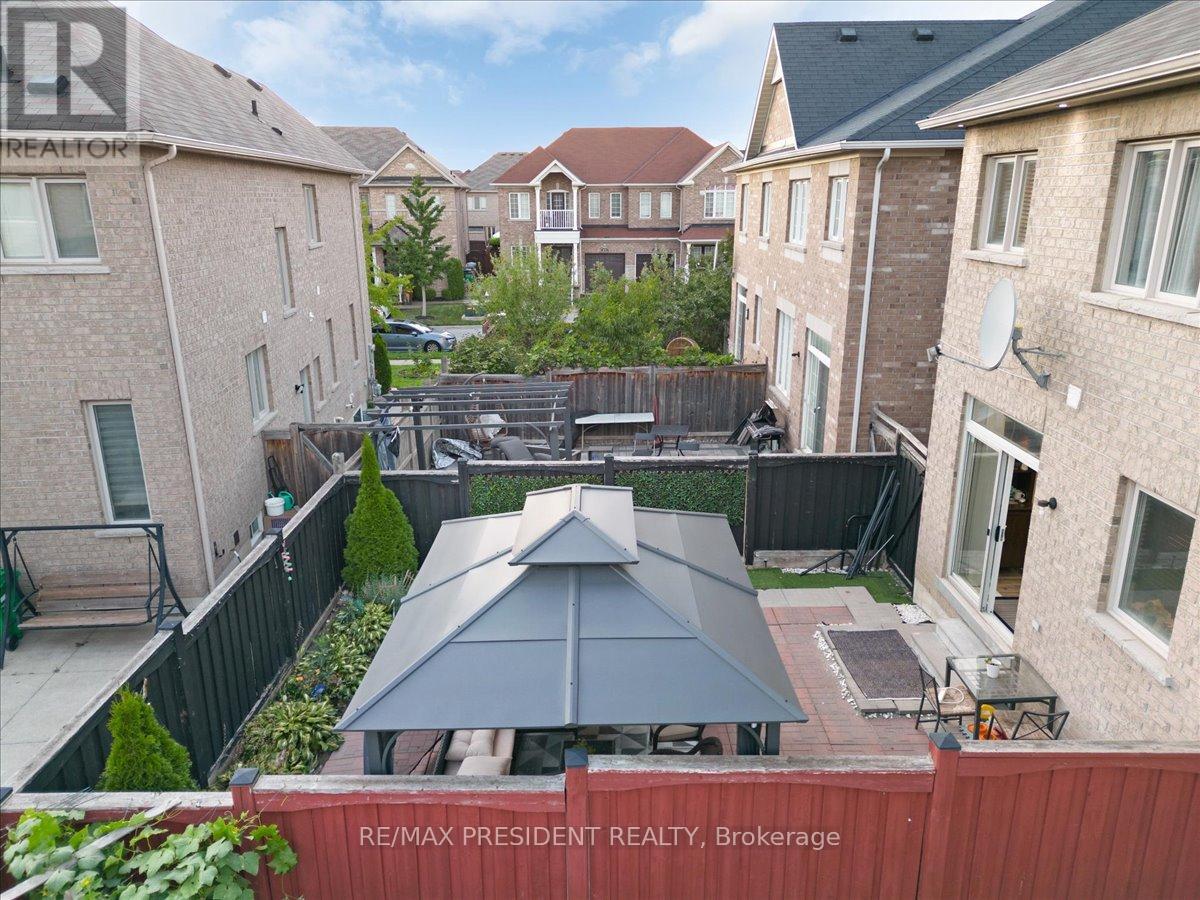 56 Natronia Trail, Brampton (Bram East), Ontario  L6P 3N8 - Photo 49 - W12393879