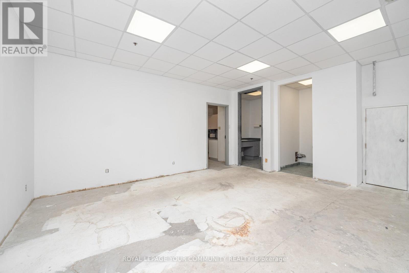 5 - 2001 Albion Road, Toronto, Ontario  M9W 6V6 - Photo 13 - W12393900