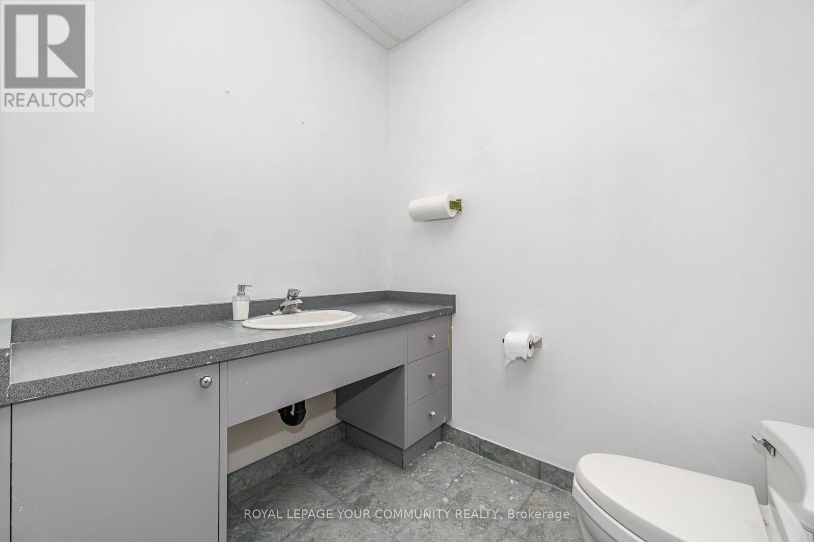 5 - 2001 Albion Road, Toronto, Ontario  M9W 6V6 - Photo 20 - W12393900