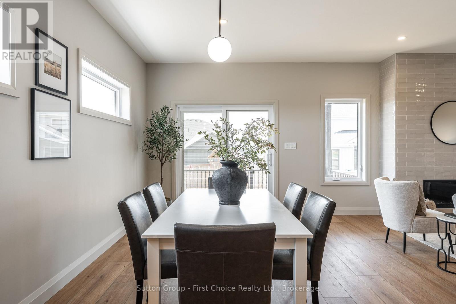 236 Henry Street, West Perth (Mitchell), Ontario  N0K 1N0 - Photo 18 - X12225322