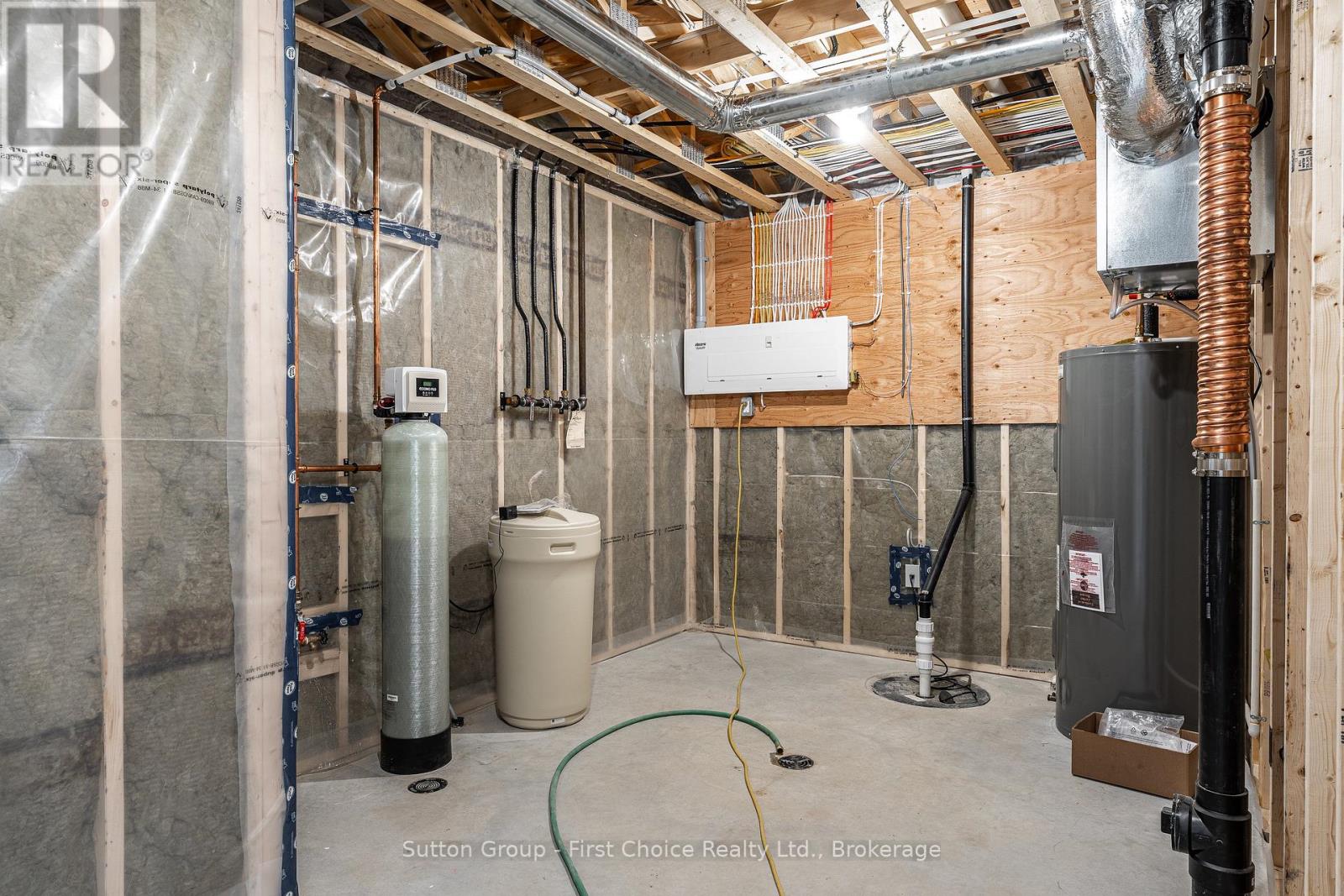 236 Henry Street, West Perth (Mitchell), Ontario  N0K 1N0 - Photo 32 - X12225322