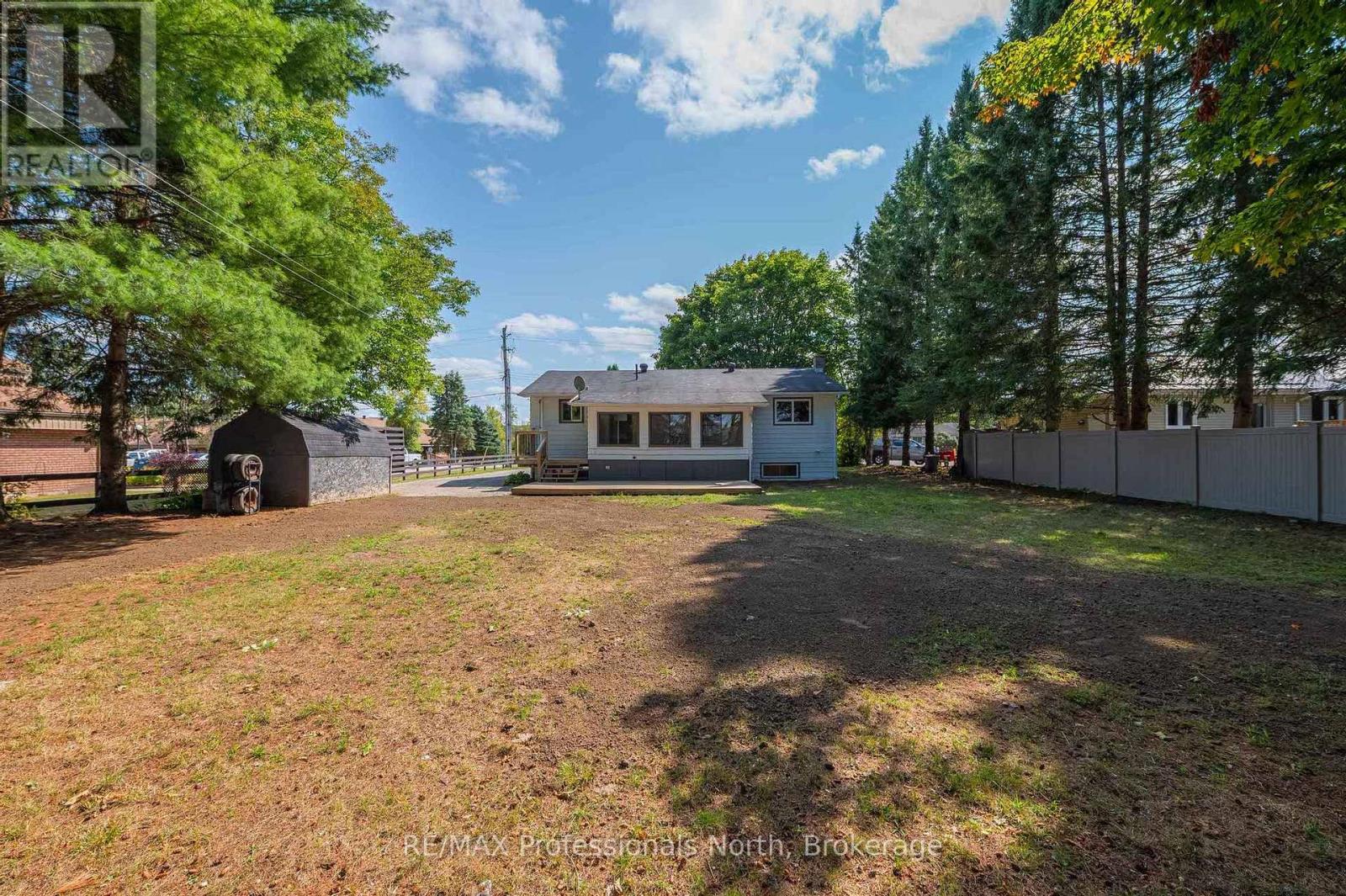 26 Prentice Street, Minden Hills, Ontario  K0M 2K0 - Photo 10 - X12392637