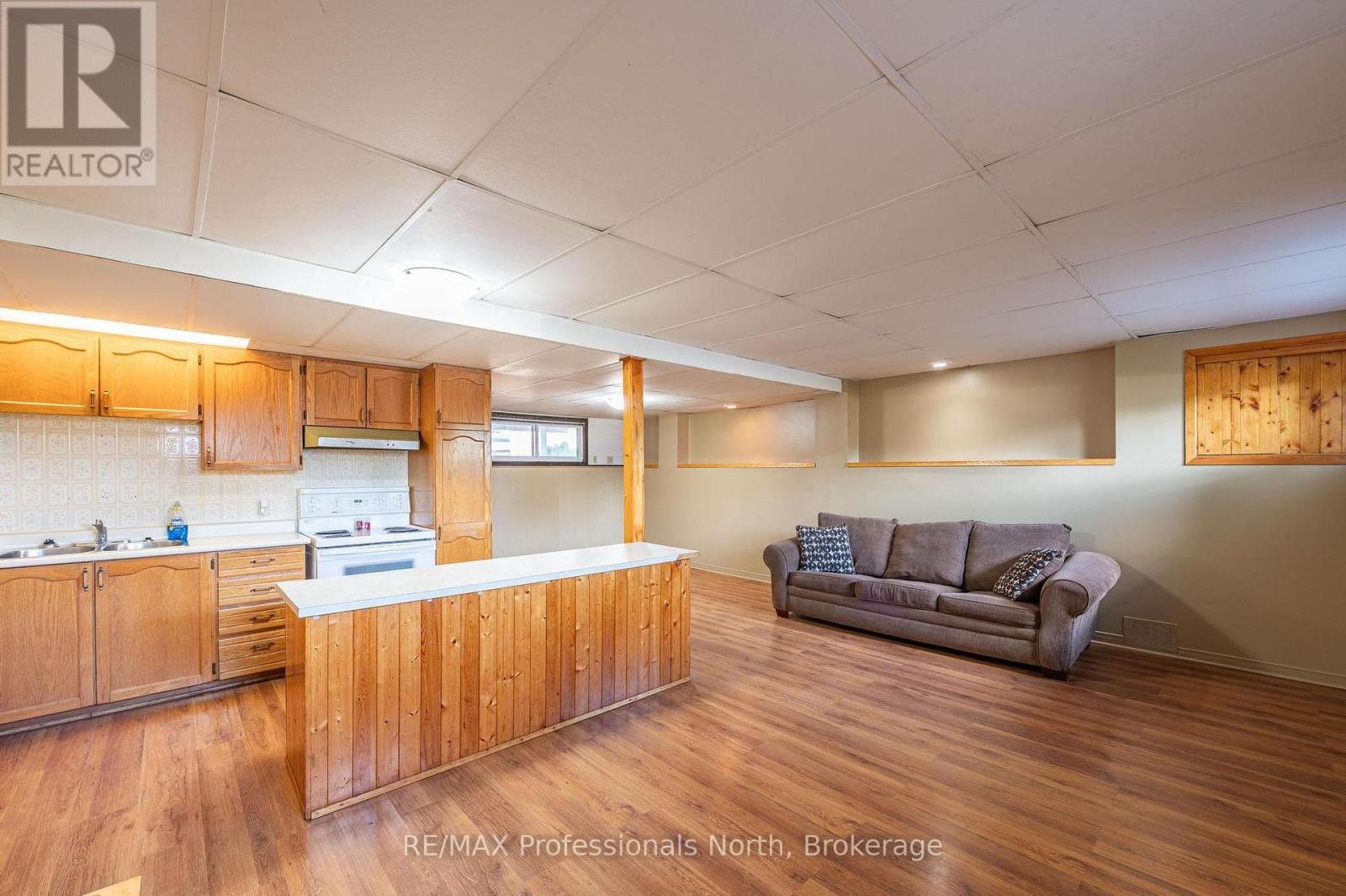 26 Prentice Street, Minden Hills, Ontario  K0M 2K0 - Photo 34 - X12392637