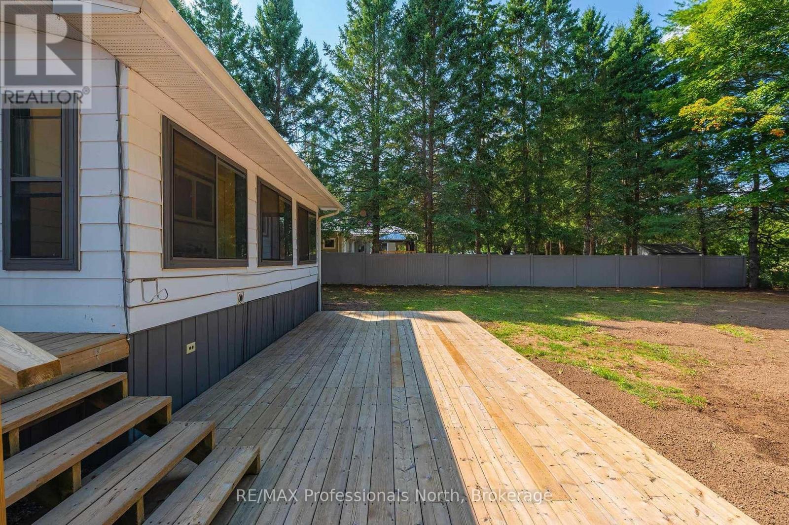 26 Prentice Street, Minden Hills, Ontario  K0M 2K0 - Photo 7 - X12392637