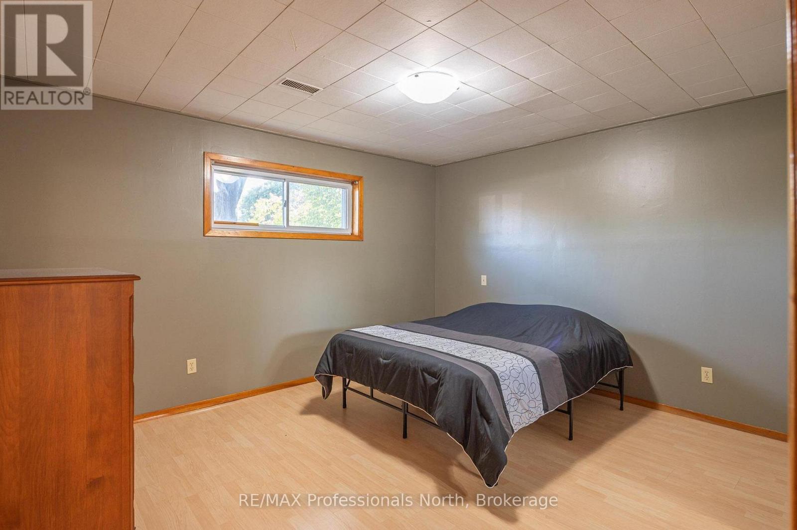 26 Prentice Street, Minden Hills, Ontario  K0M 2K0 - Photo 40 - X12392637