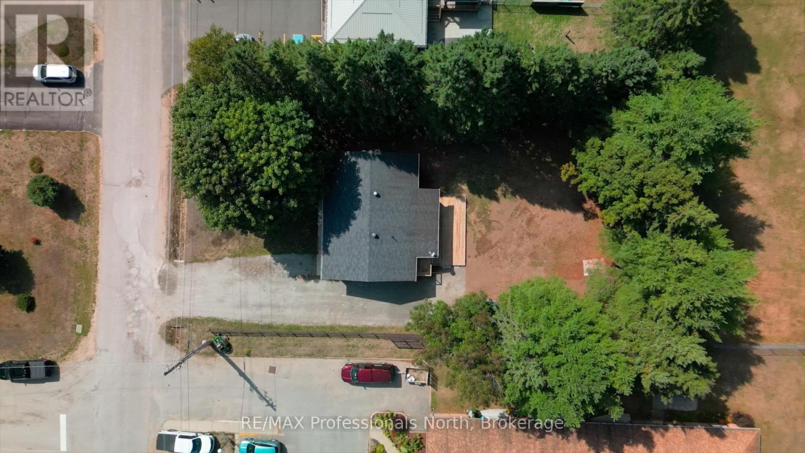 26 Prentice Street, Minden Hills, Ontario  K0M 2K0 - Photo 49 - X12392637