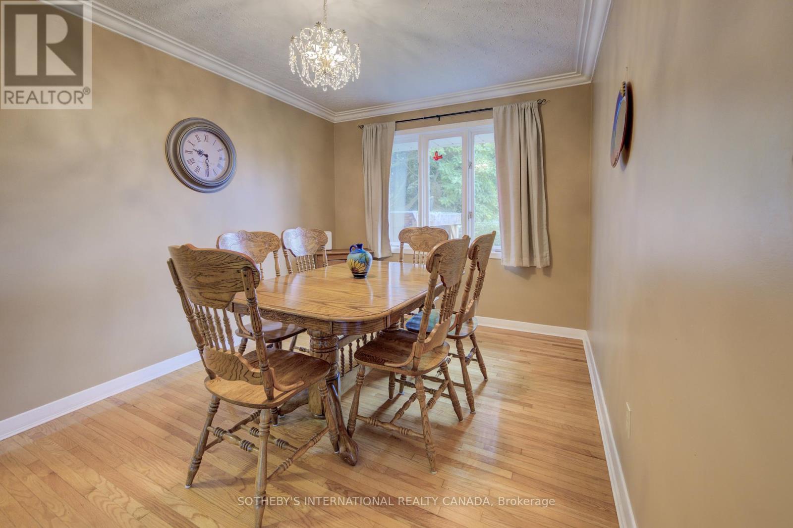 51 Ottawa Crescent W, Guelph, Ontario  N1E 2A7 - Photo 14 - X12393834