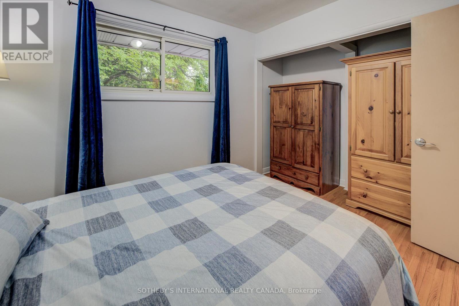 51 Ottawa Crescent W, Guelph, Ontario  N1E 2A7 - Photo 20 - X12393834