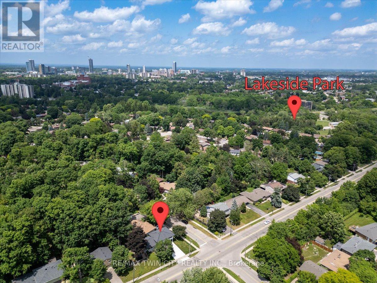 162 Greenbrook Drive, Kitchener, Ontario  N2M 4J7 - Photo 6 - X12393880