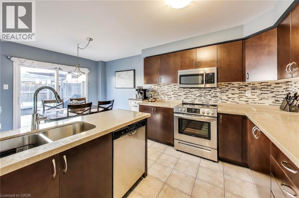 74 Bradley Avenue, Binbrook, Ontario  L0R 1C0 - Photo 11 - 40768273