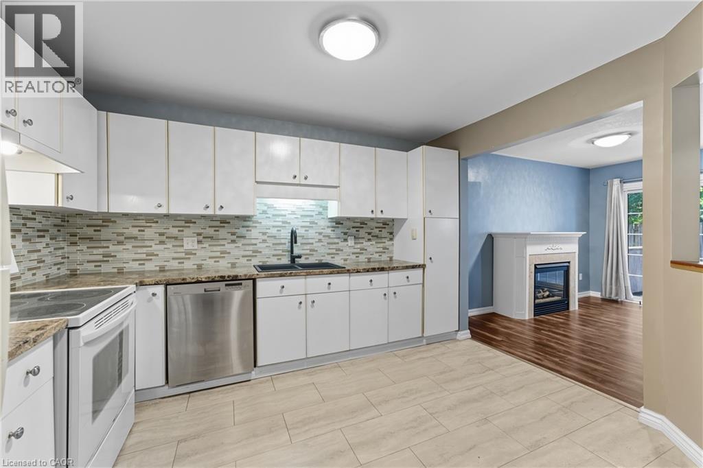 Property at 713 CHAMPLAIN Boulevard image 5