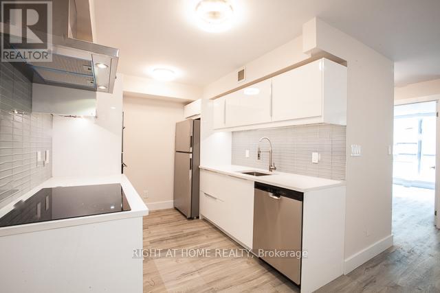 306 - 398 Eglinton Avenue E, Toronto, Ontario  M4P 3H8 - Photo 4 - C12393981
