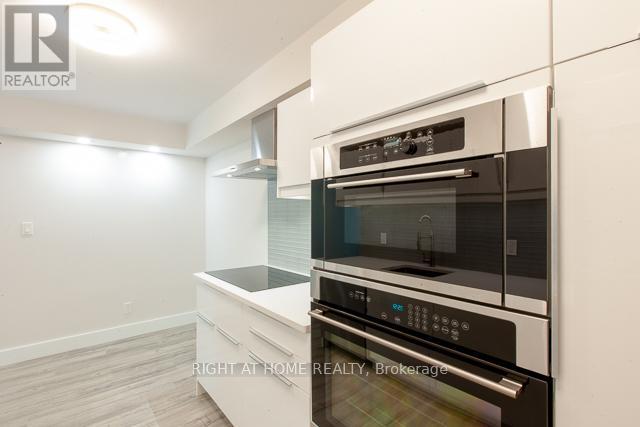 306 - 398 Eglinton Avenue E, Toronto, Ontario  M4P 3H8 - Photo 5 - C12393981