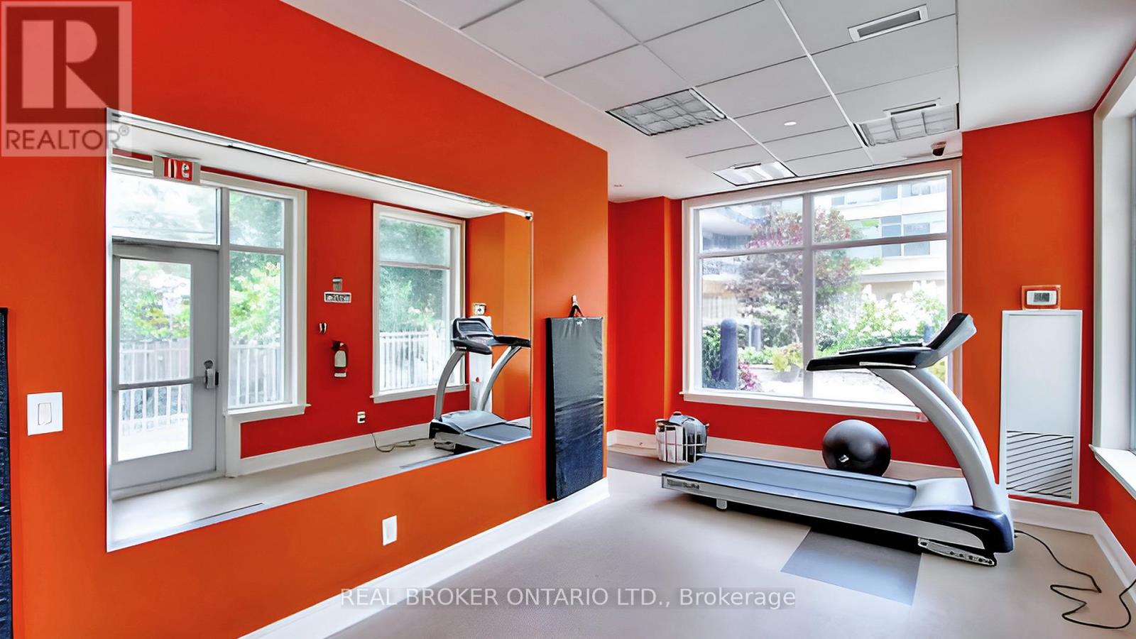 415 - 701 Sheppard Avenue W, Toronto, Ontario  M3H 0B2 - Photo 31 - C12394027