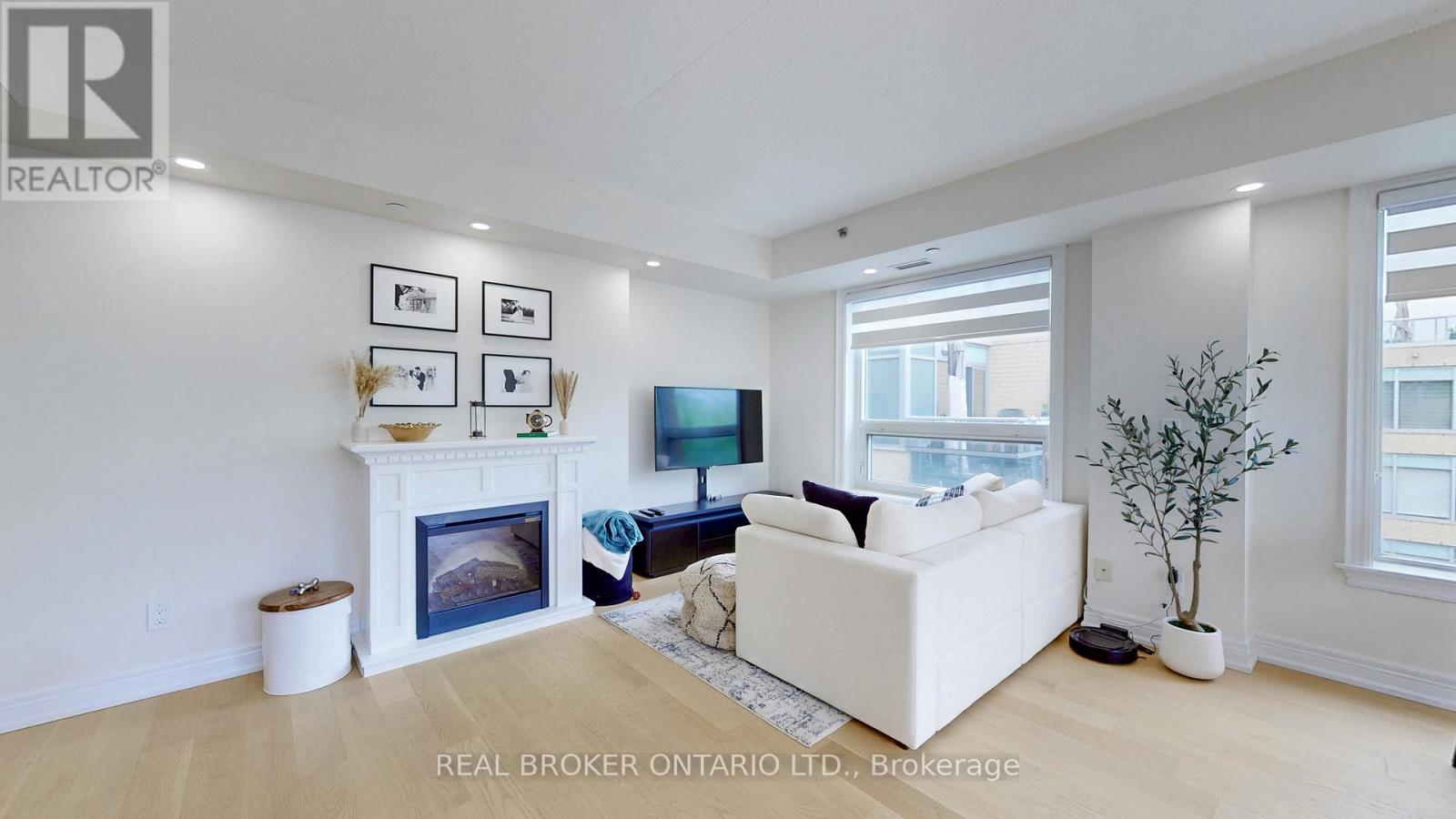 415 - 701 Sheppard Avenue W, Toronto, Ontario  M3H 0B2 - Photo 6 - C12394027