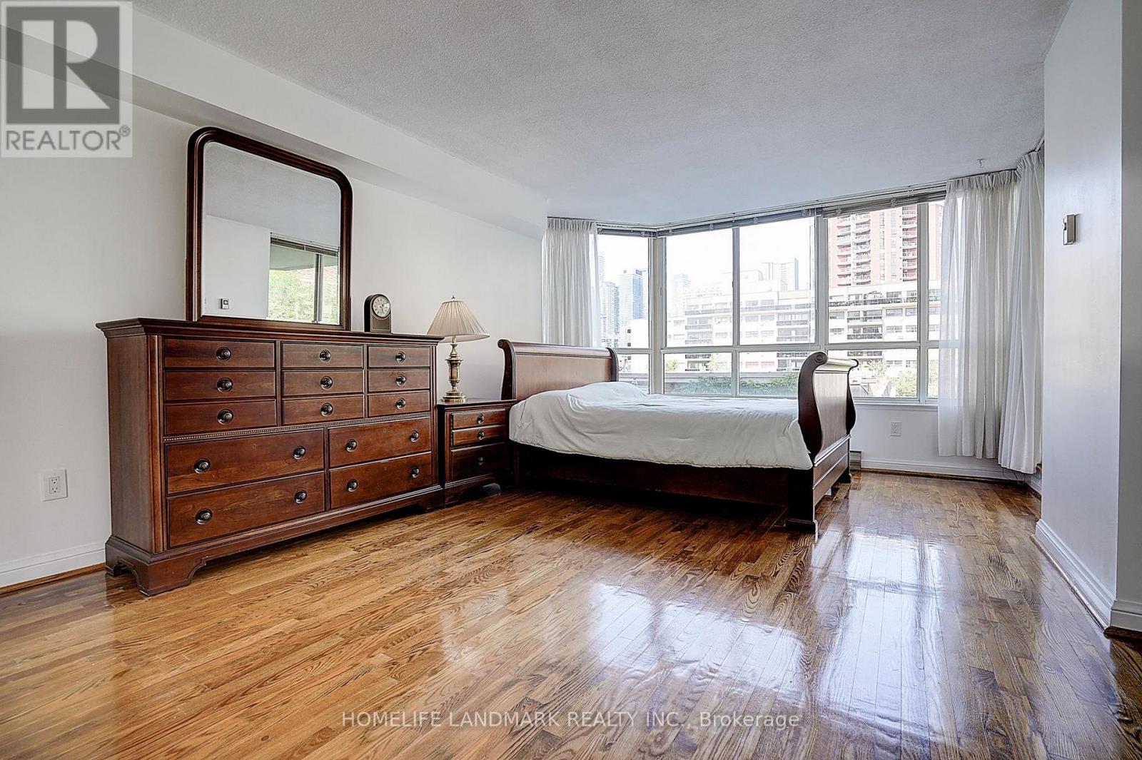 503 - 130 Carlton Street, Toronto (Cabbagetown-South St. James Town), Ontario  M5A 4K3 - Photo 22 - C12394058