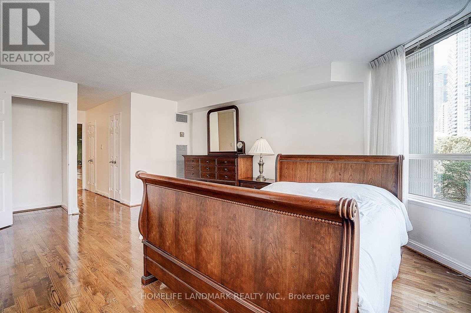 503 - 130 Carlton Street, Toronto (Cabbagetown-South St. James Town), Ontario  M5A 4K3 - Photo 23 - C12394058