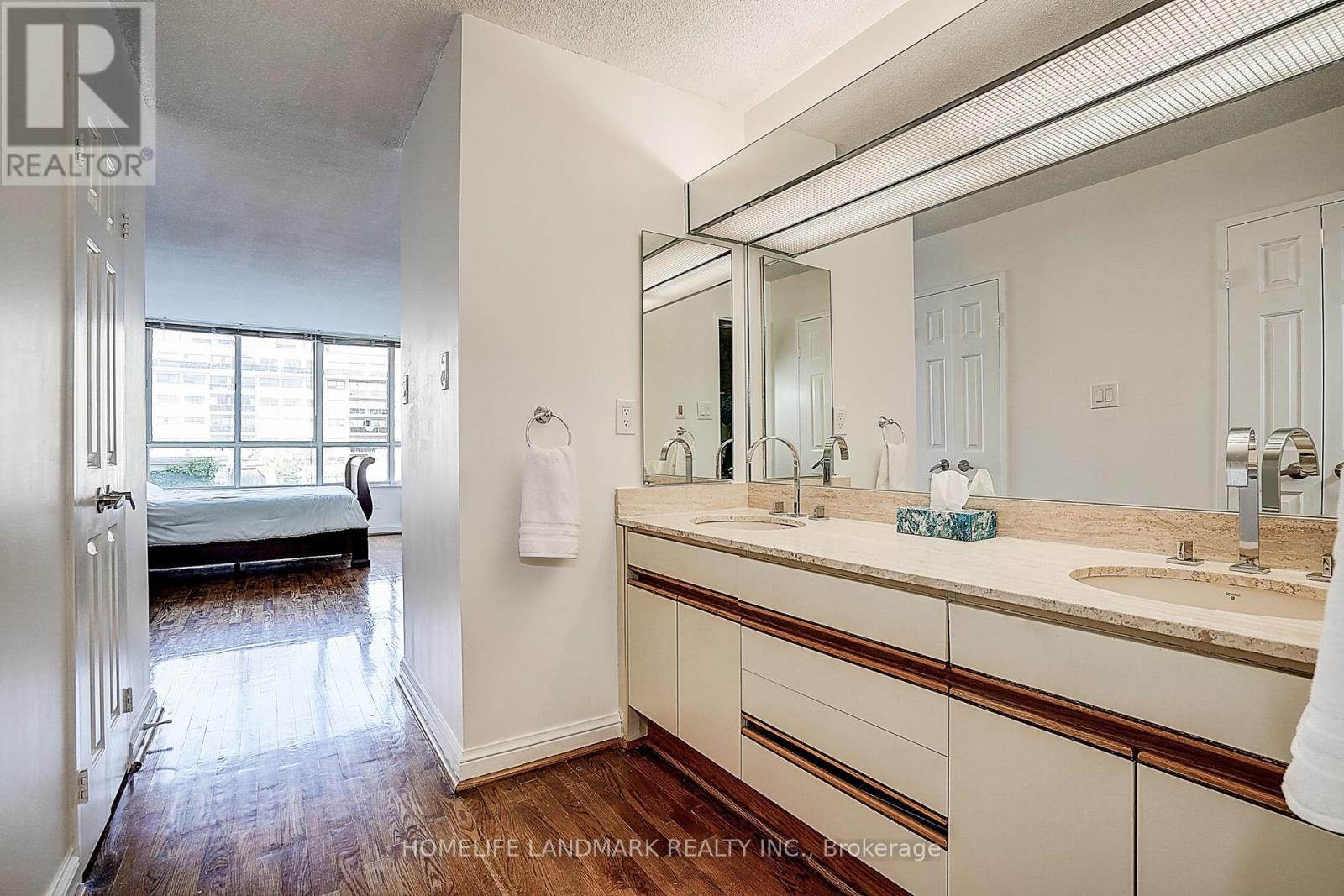 503 - 130 Carlton Street, Toronto (Cabbagetown-South St. James Town), Ontario  M5A 4K3 - Photo 25 - C12394058