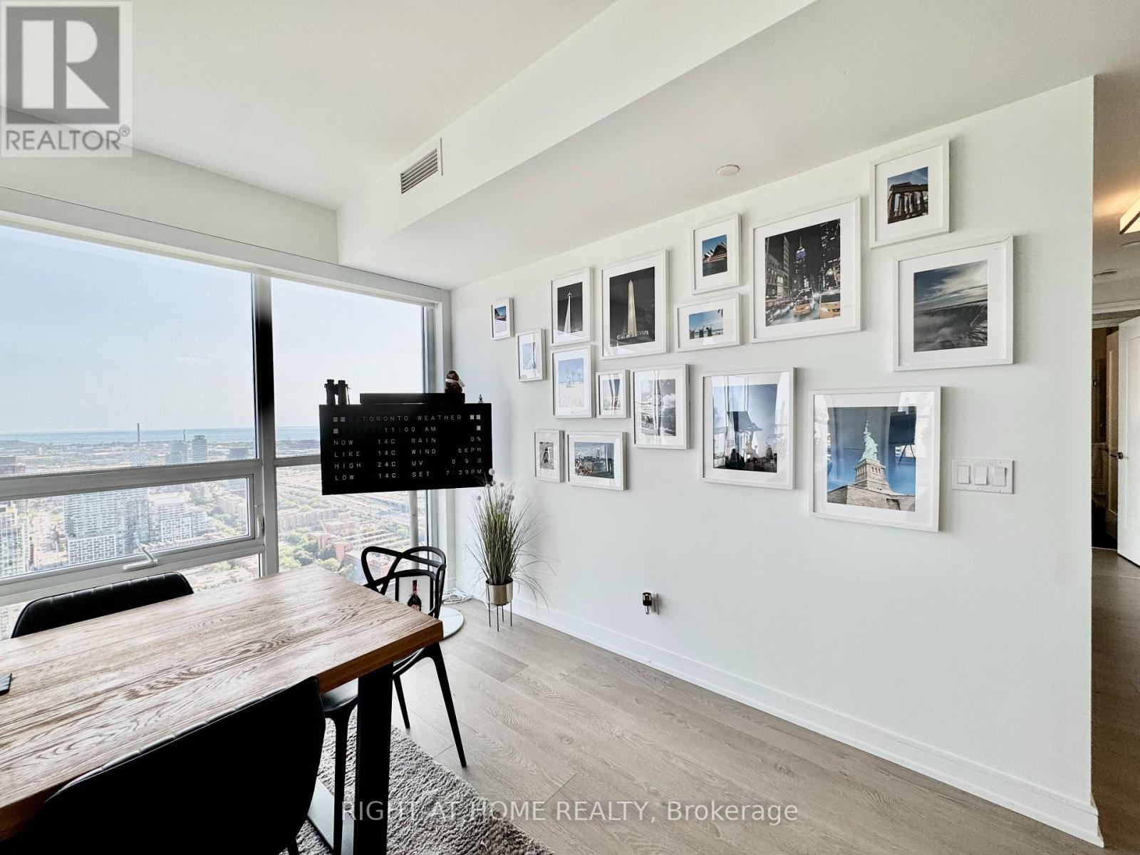 5004 - 88 Scott Street, Toronto, Ontario  M5E 0A9 - Photo 13 - C12394115