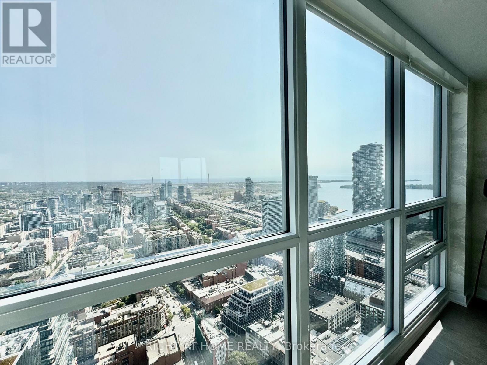 5004 - 88 Scott Street, Toronto, Ontario  M5E 0A9 - Photo 30 - C12394115