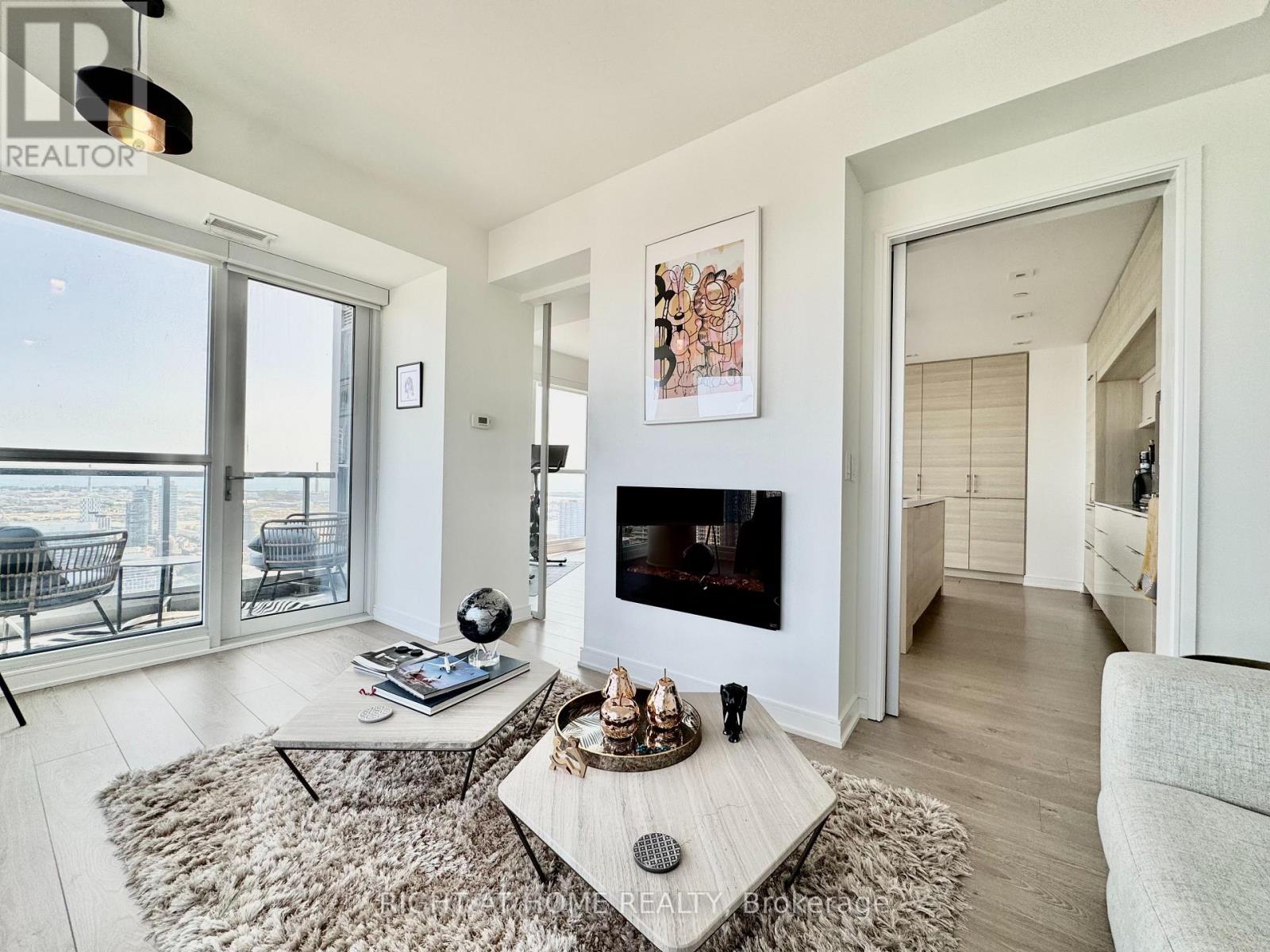 5004 - 88 Scott Street, Toronto, Ontario  M5E 0A9 - Photo 32 - C12394115
