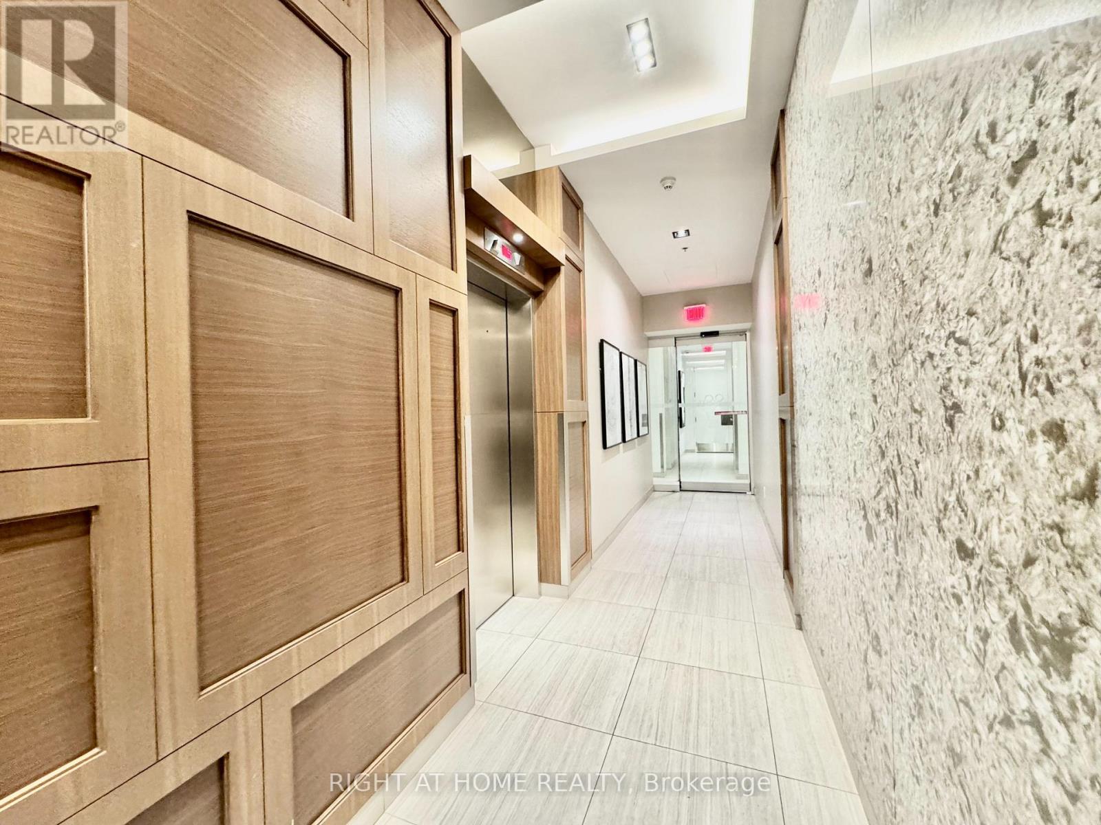 5004 - 88 Scott Street, Toronto, Ontario  M5E 0A9 - Photo 38 - C12394115