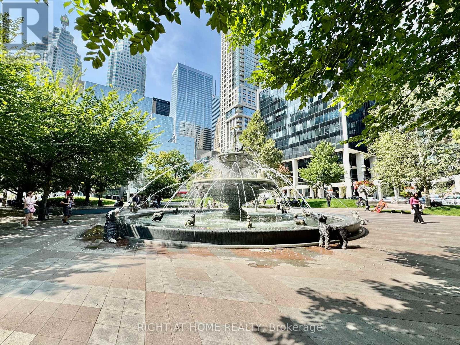 5004 - 88 Scott Street, Toronto, Ontario  M5E 0A9 - Photo 42 - C12394115
