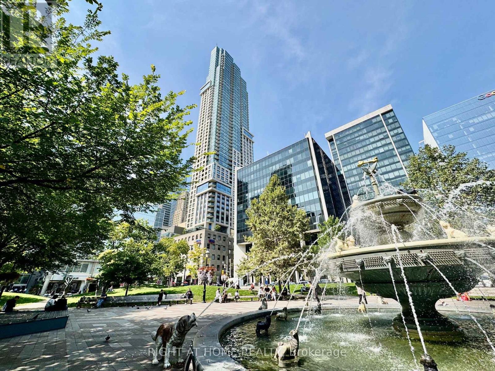 5004 - 88 Scott Street, Toronto, Ontario  M5E 0A9 - Photo 43 - C12394115