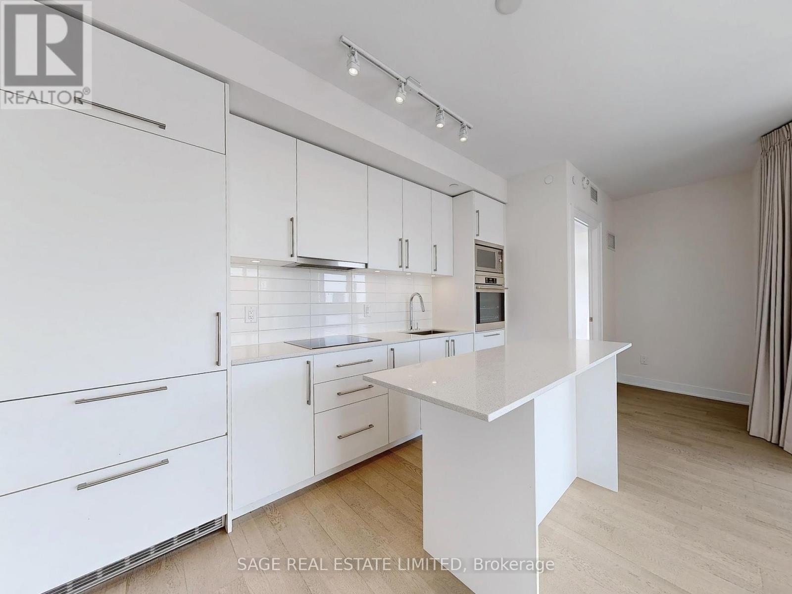 2102 - 88 Cumberland Street, Toronto, Ontario  M5R 1A3 - Photo 10 - C12394126