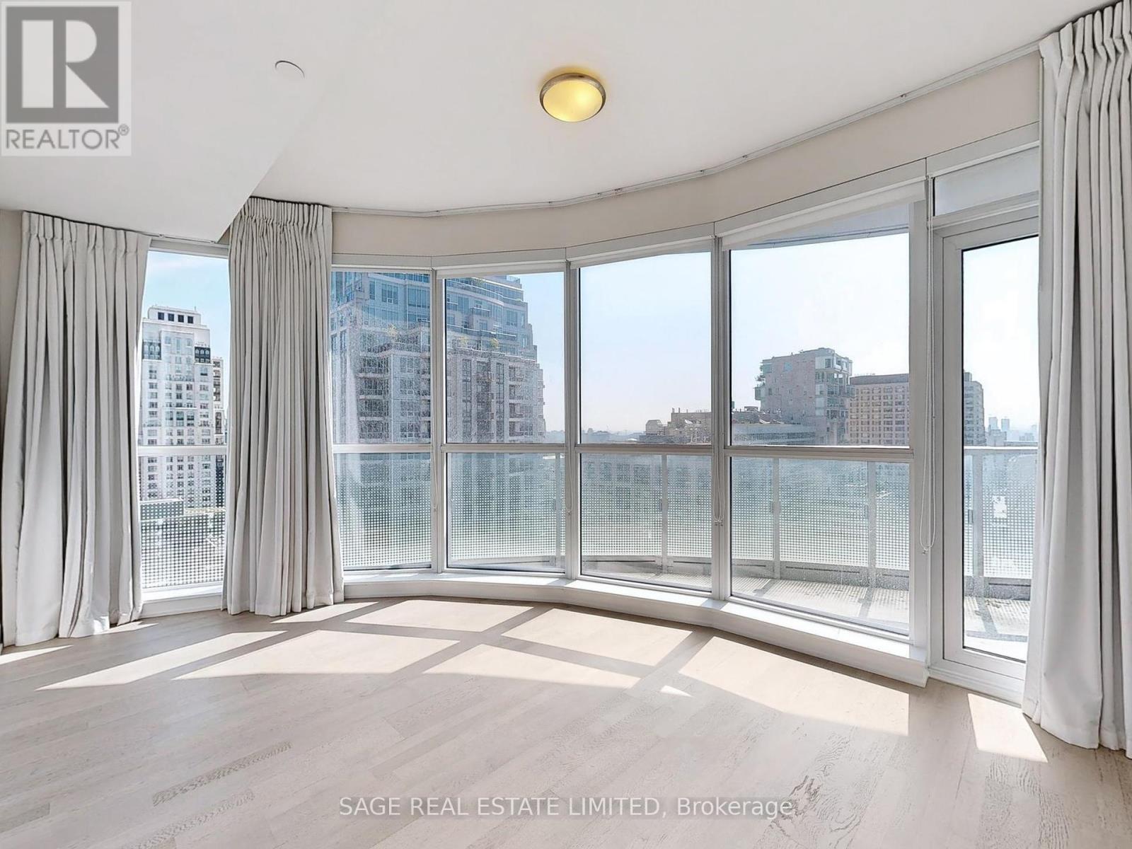 2102 - 88 Cumberland Street, Toronto, Ontario  M5R 1A3 - Photo 13 - C12394126