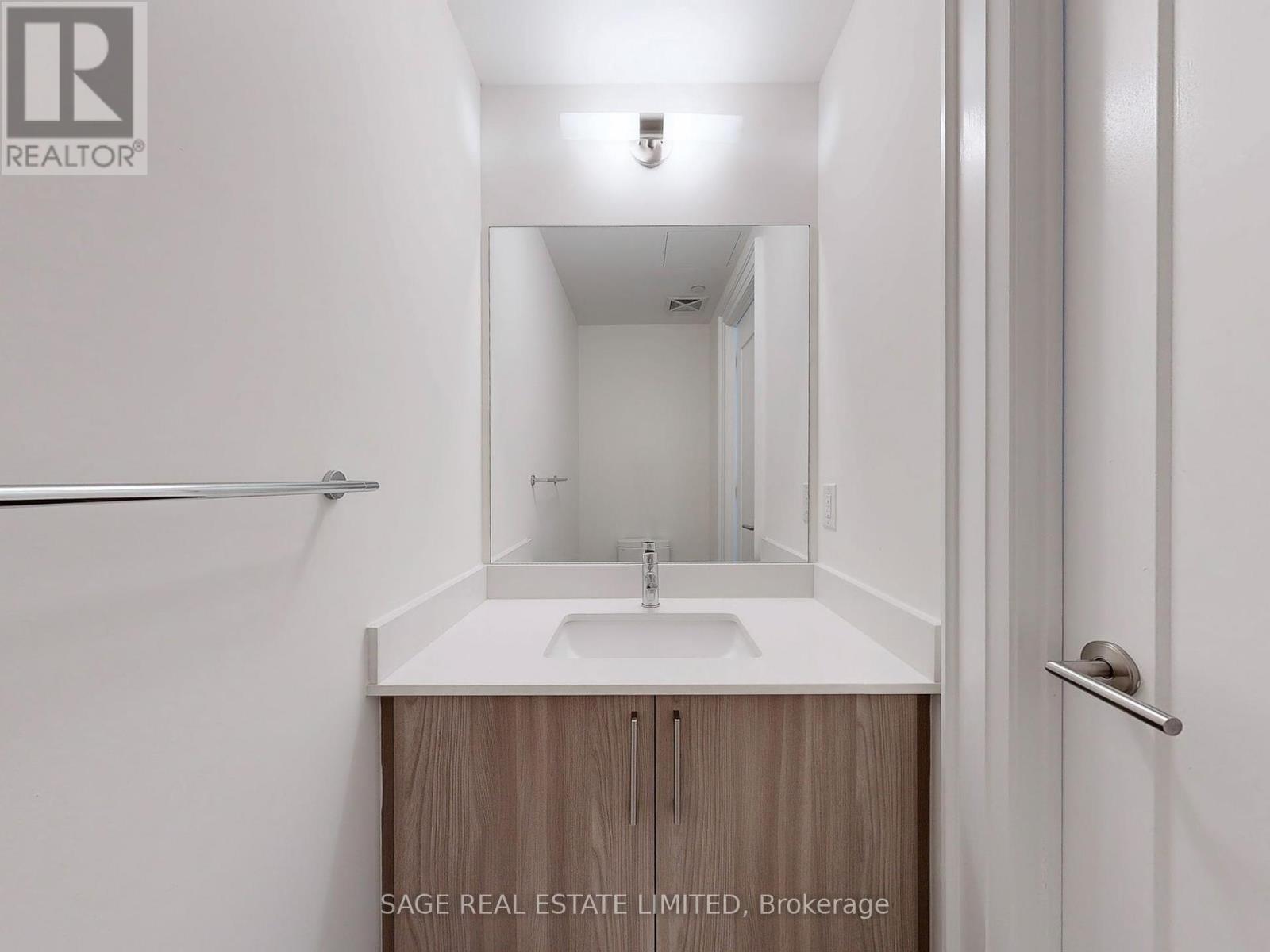 2102 - 88 Cumberland Street, Toronto, Ontario  M5R 1A3 - Photo 23 - C12394126