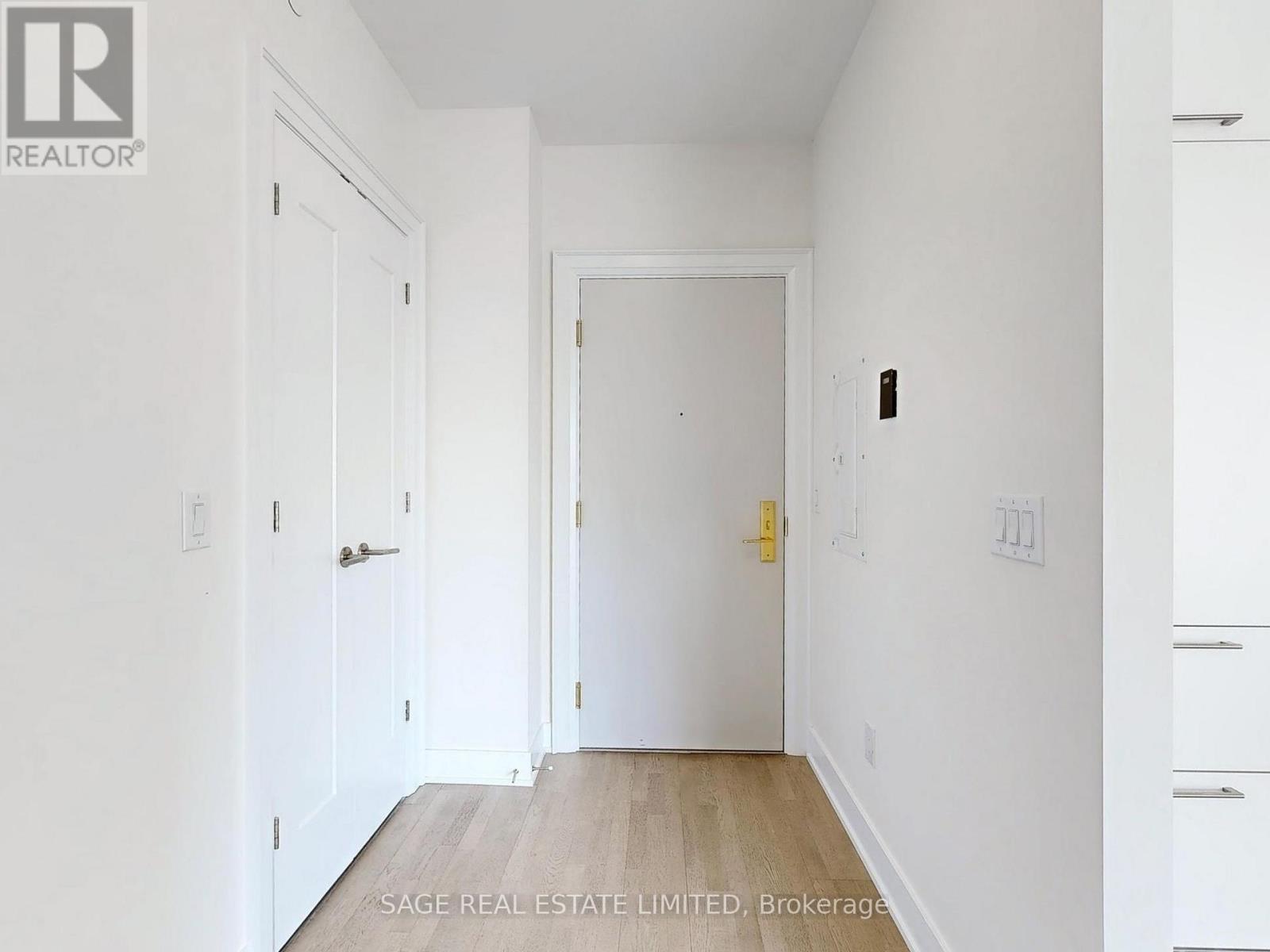 2102 - 88 Cumberland Street, Toronto, Ontario  M5R 1A3 - Photo 25 - C12394126