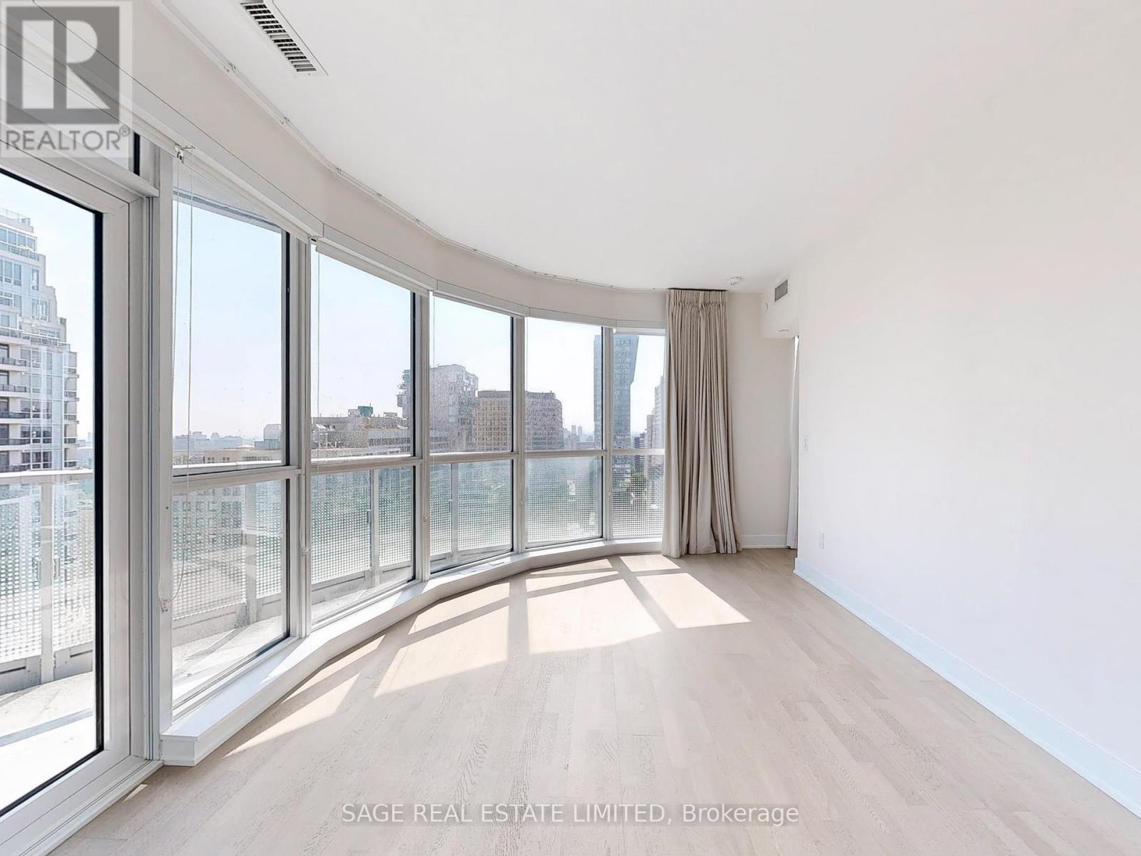 2102 - 88 Cumberland Street, Toronto, Ontario  M5R 1A3 - Photo 4 - C12394126