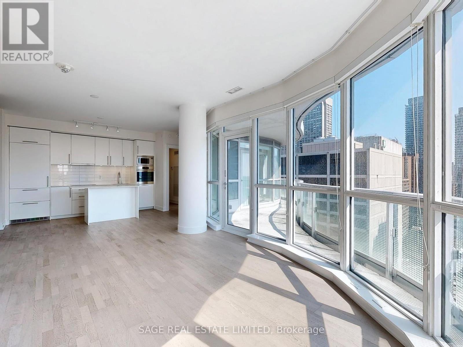 2102 - 88 Cumberland Street, Toronto, Ontario  M5R 1A3 - Photo 6 - C12394126