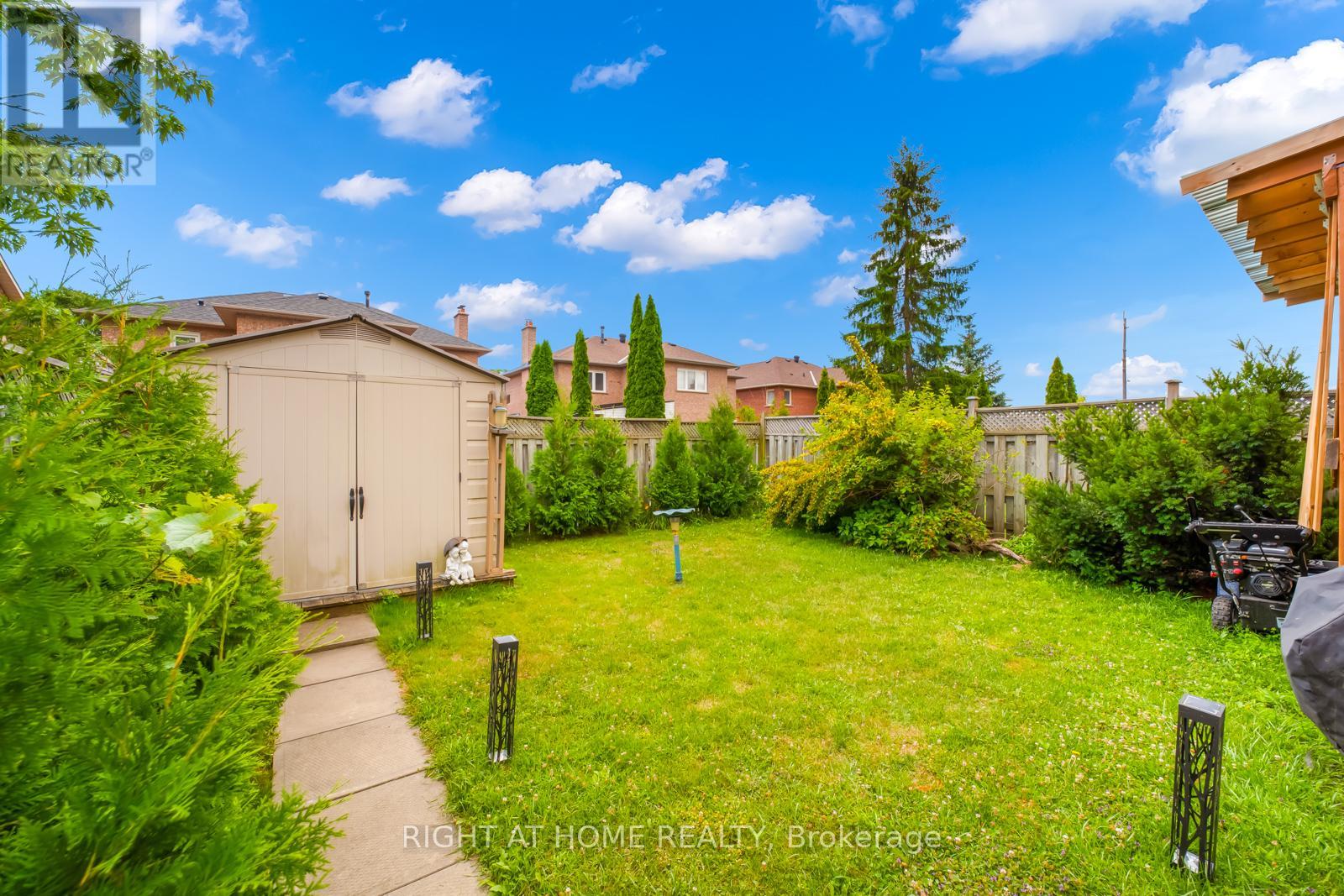 25 Fieldnest Crescent, Whitby (Rolling Acres), Ontario  L1R 1Z5 - Photo 37 - E12379206