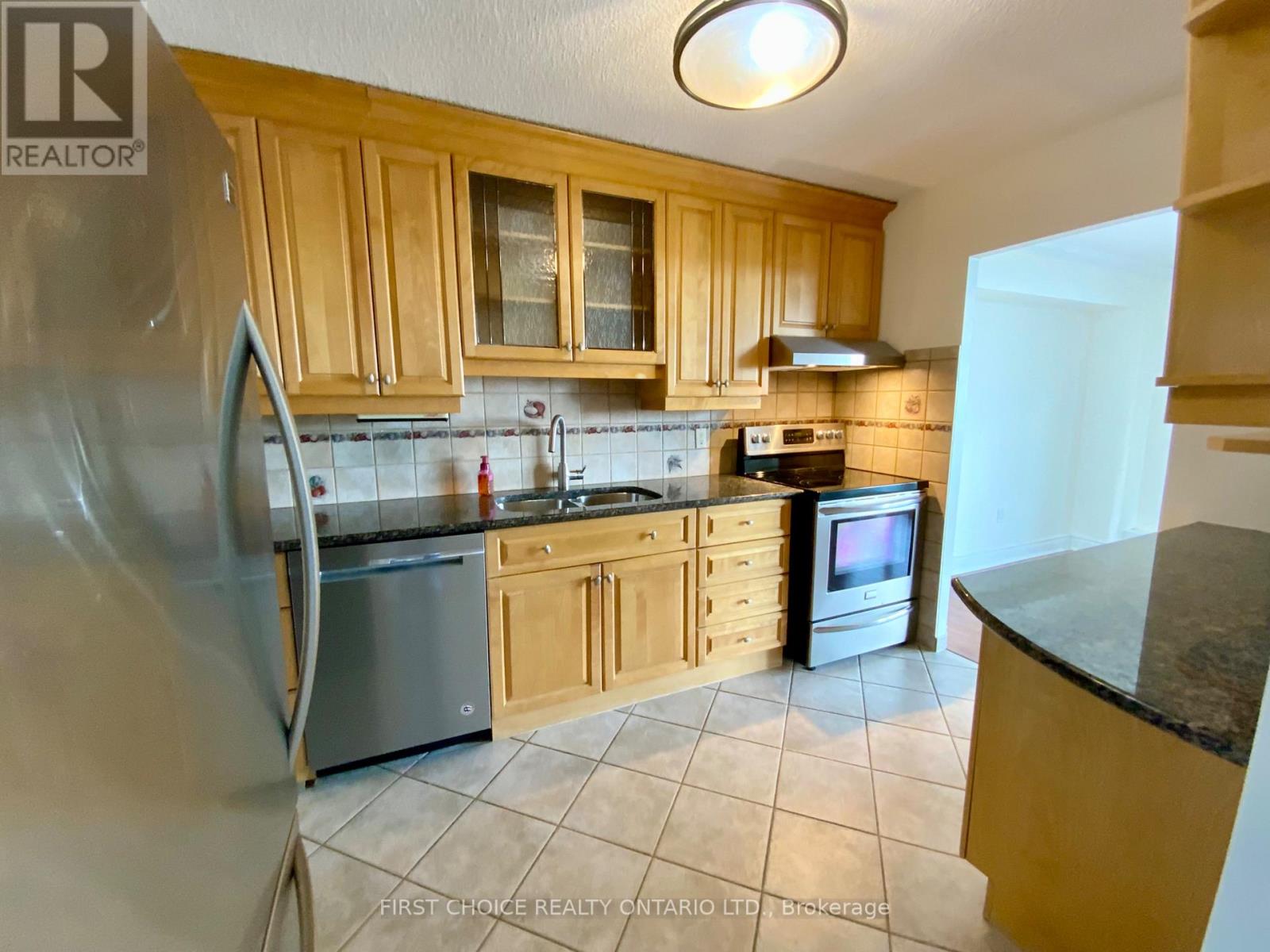 1708 - 665 Bathgate Drive, Ottawa, Ontario  K1K 3Y4 - Photo 12 - X12394143